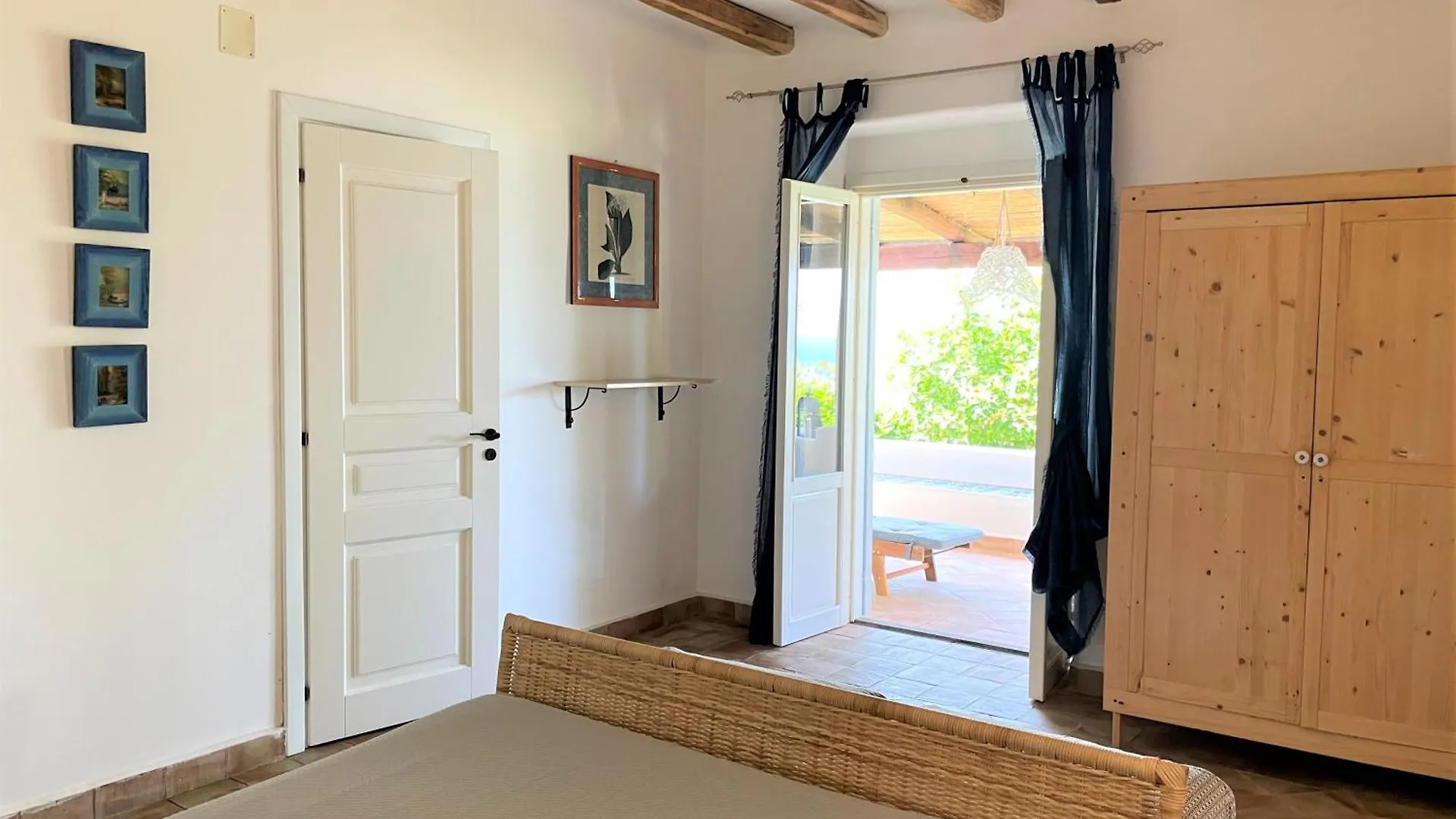Holiday home Casa Surya - Sea View Terrace, Isola Salina Villa Malfa