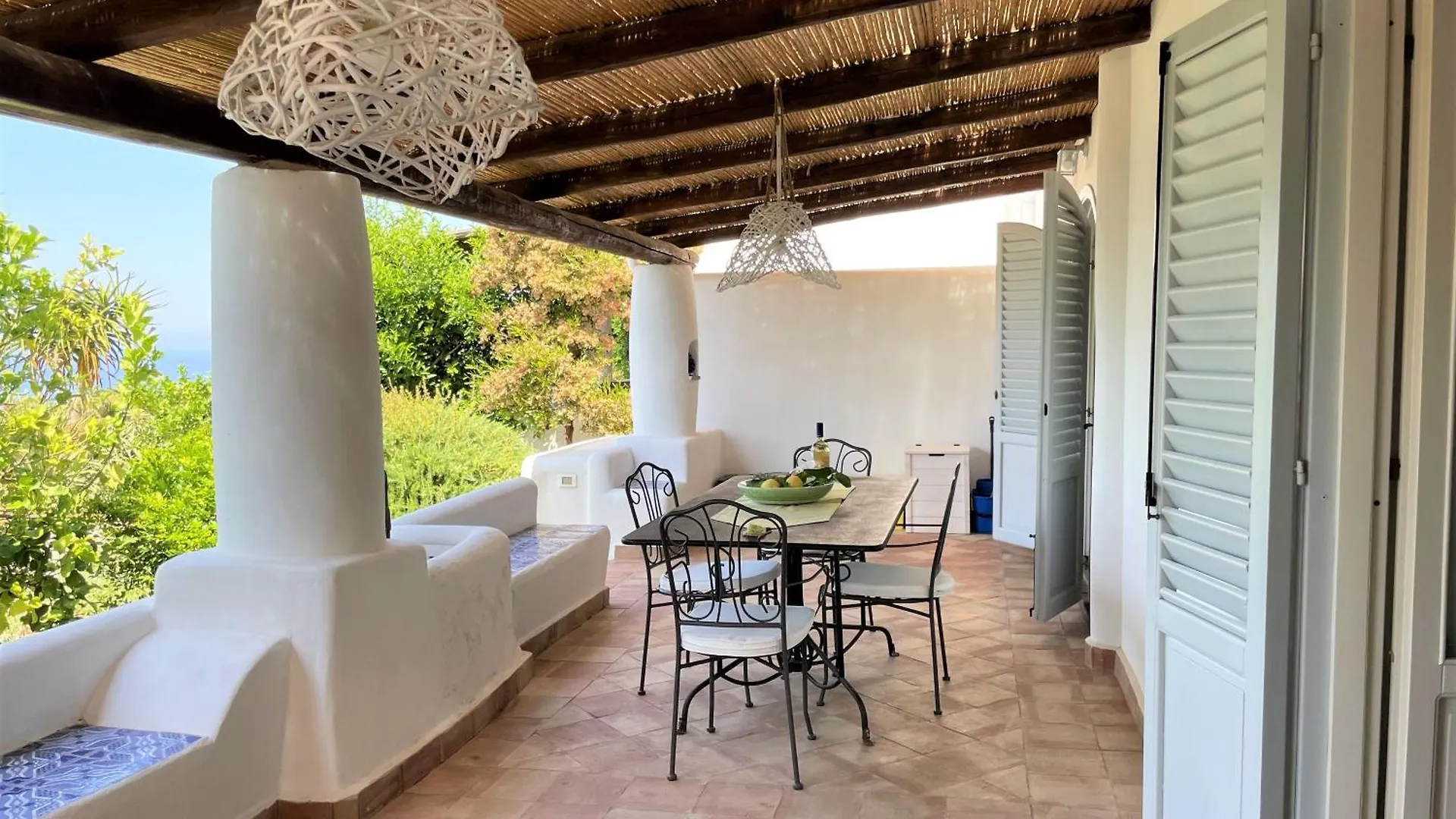 Ferienhaus Villa Casa Surya - Sea View Terrace, Isola Salina Malfa  Italien