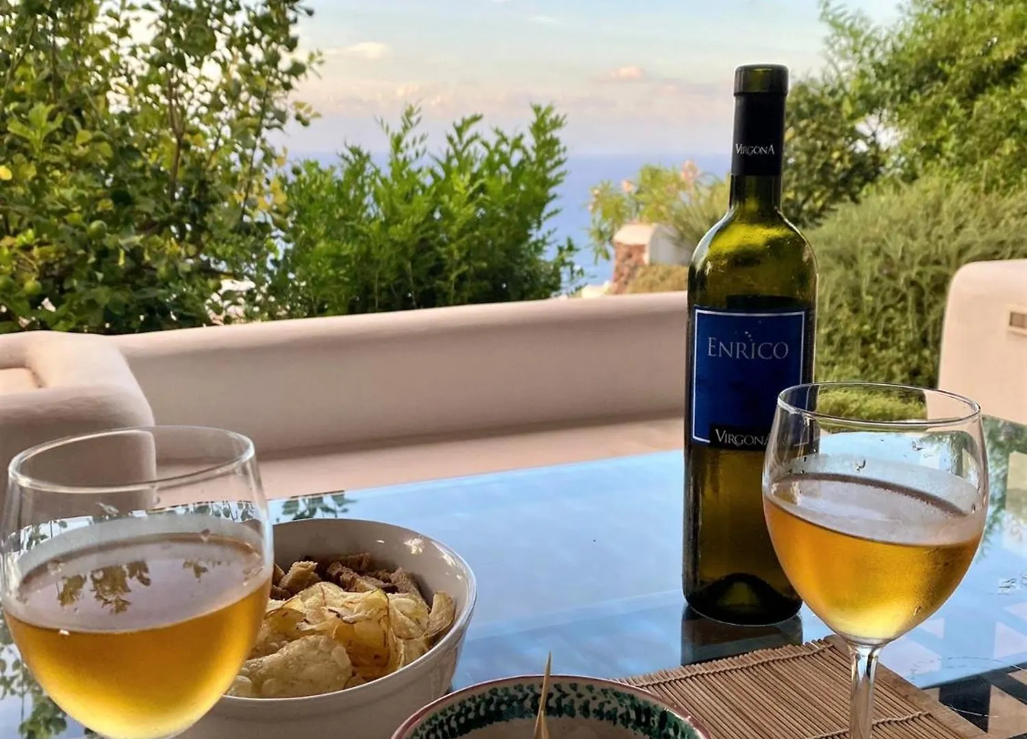 Casa Surya - Sea View Terrace, Isola Salina Villa Malfa